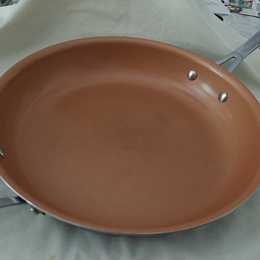 Gotham steel pan